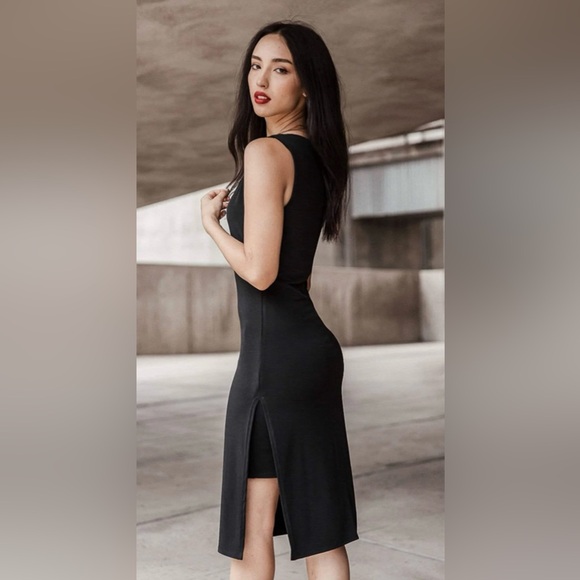 Velvet by Graham & Spencer Classic Stretch Jersey Black Tank Sheath Dress - Picture 1 of 16